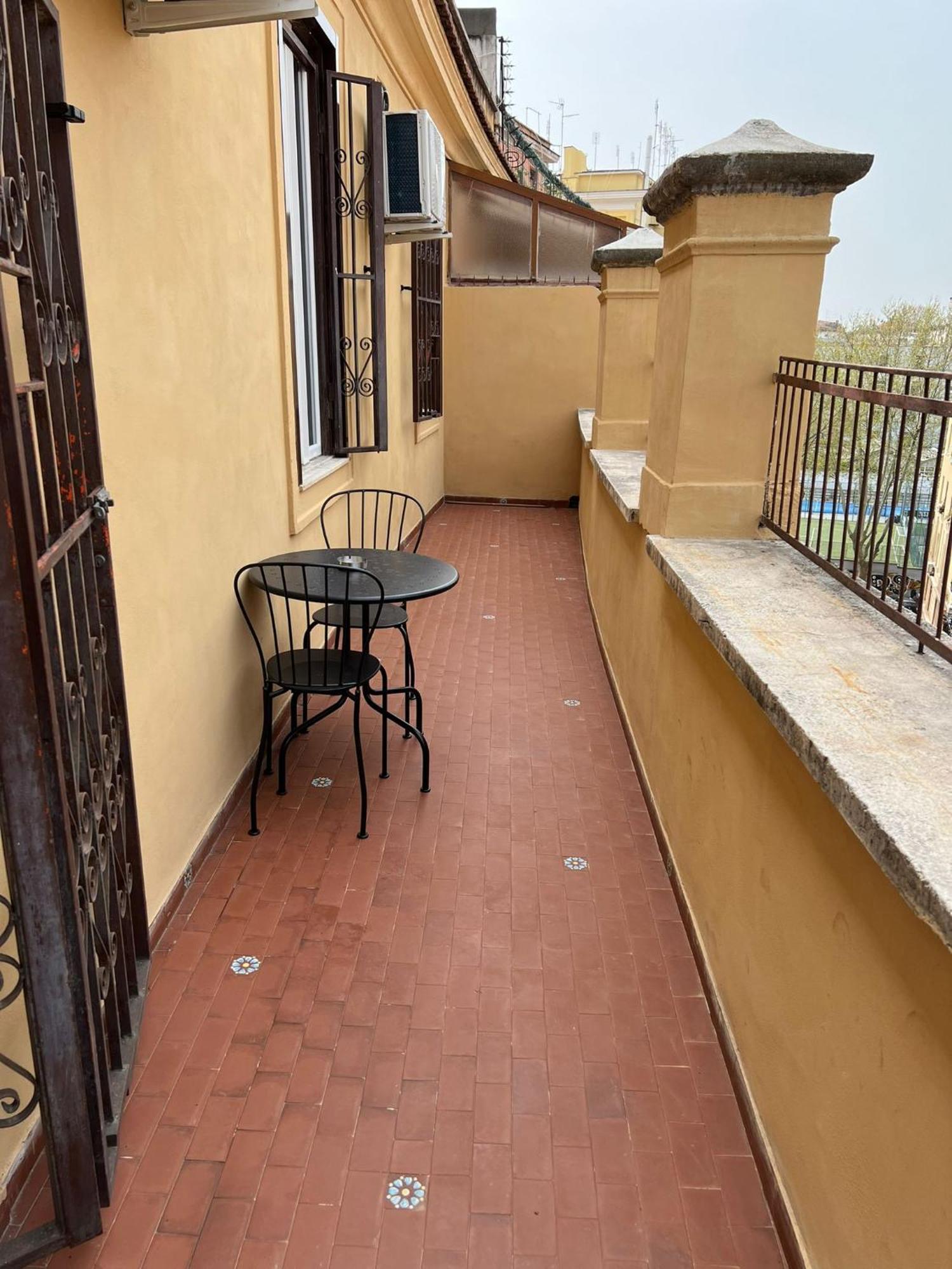 Luciano San Giovanni Guest House Roma Esterno foto